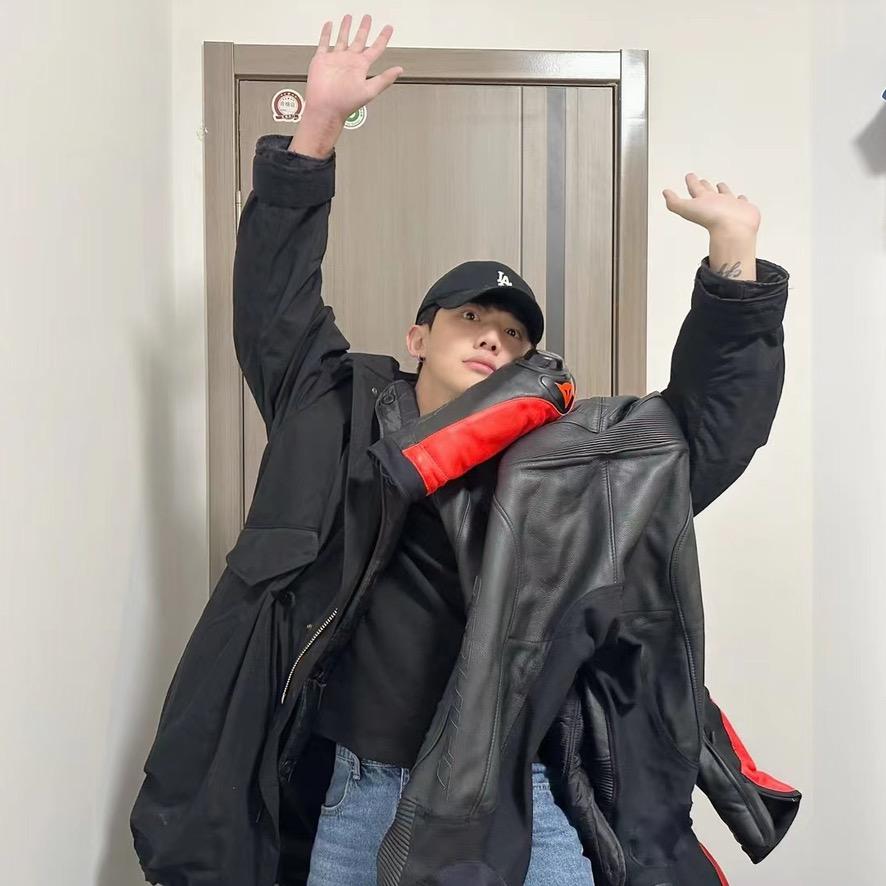 养猫的野男孩@抖音