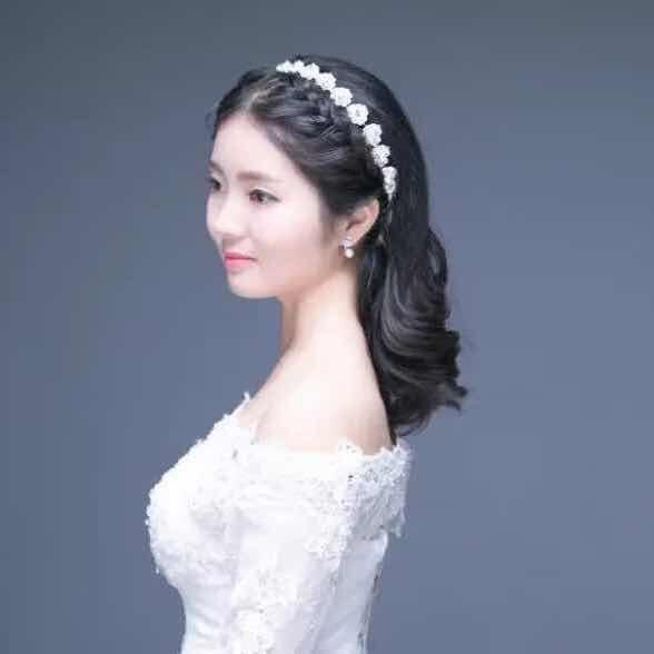 不晚小姐姐