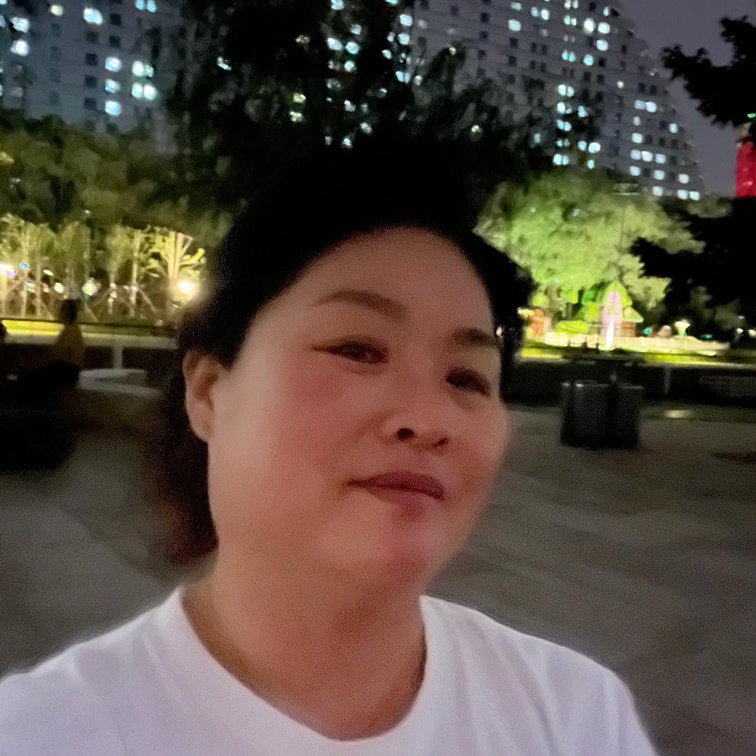 路边的野花不要采