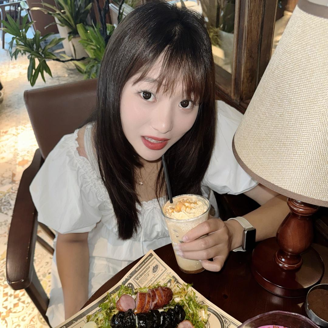 小飞霞