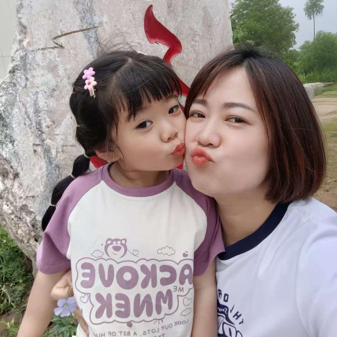 小甜芯妈咪