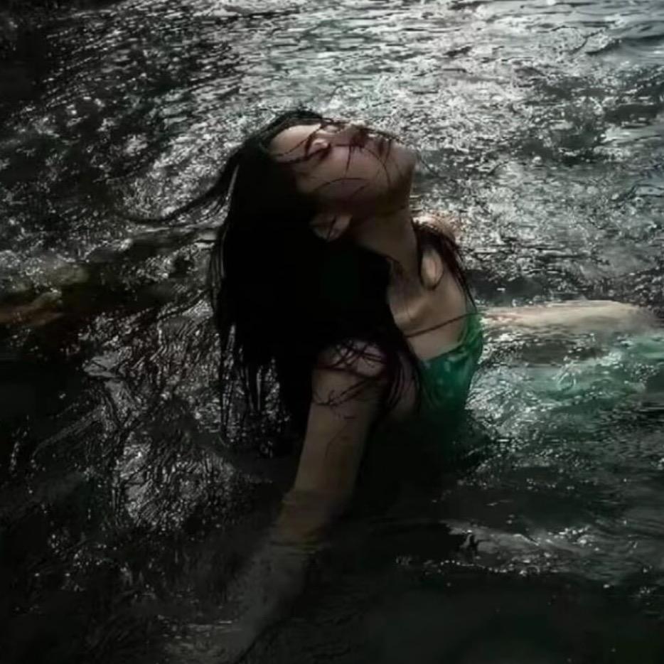 小鱼🐟不会游