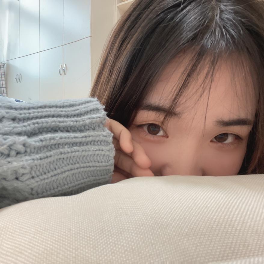 壁咚大美人！