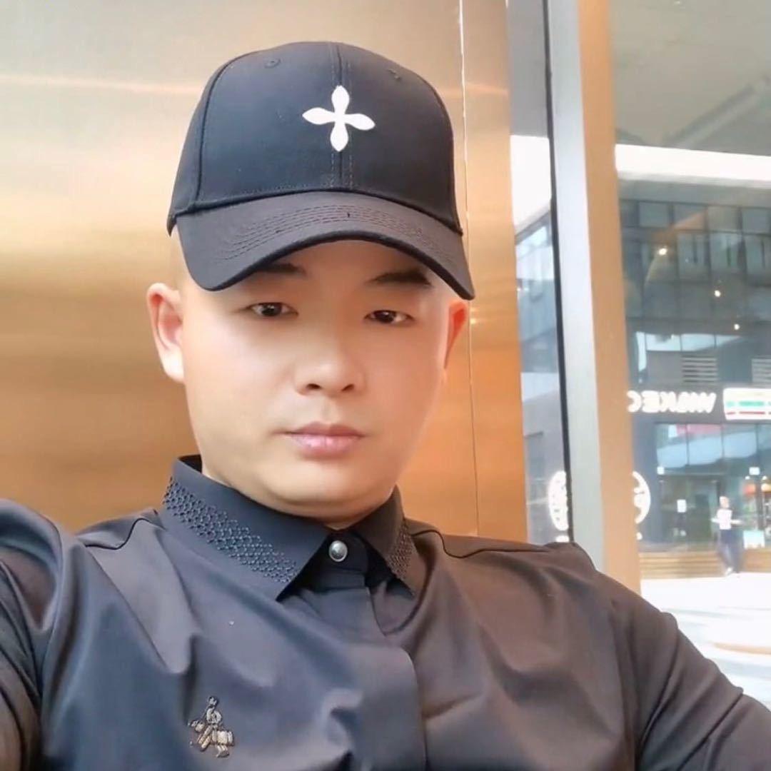 李天恩