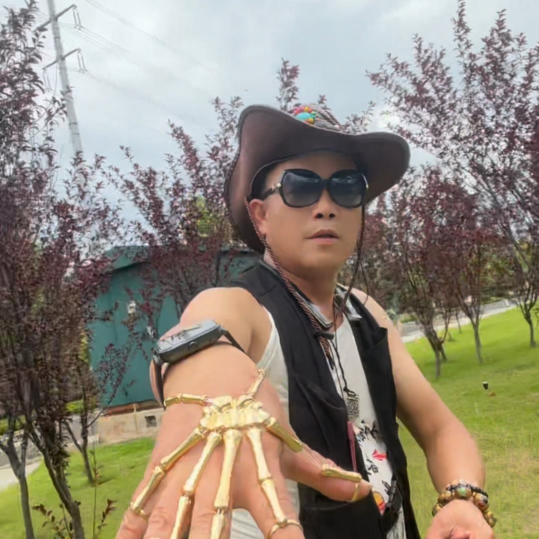 火冯哥