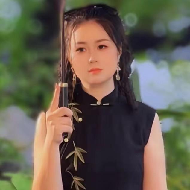 王秋萍（摆摆）《潇潇秋雨》