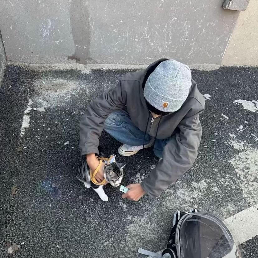 ￴ ￴￴￴ ￴ ￴￴ ￴