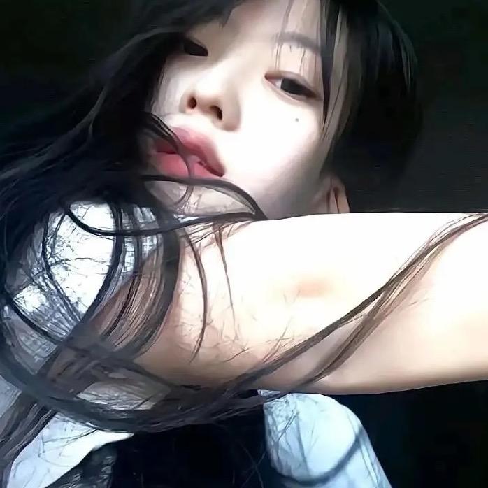 33爱吃酸菜鱼.