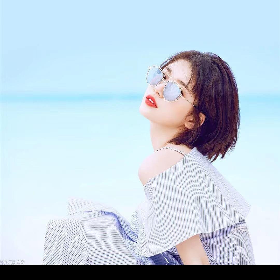 咬了月亮一口