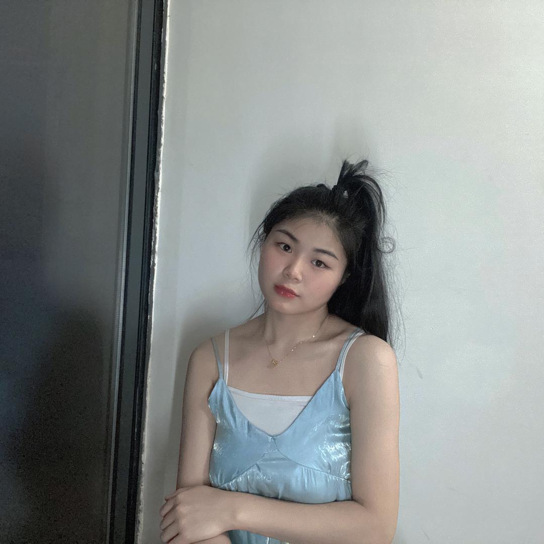 小冯的摊摊🌻