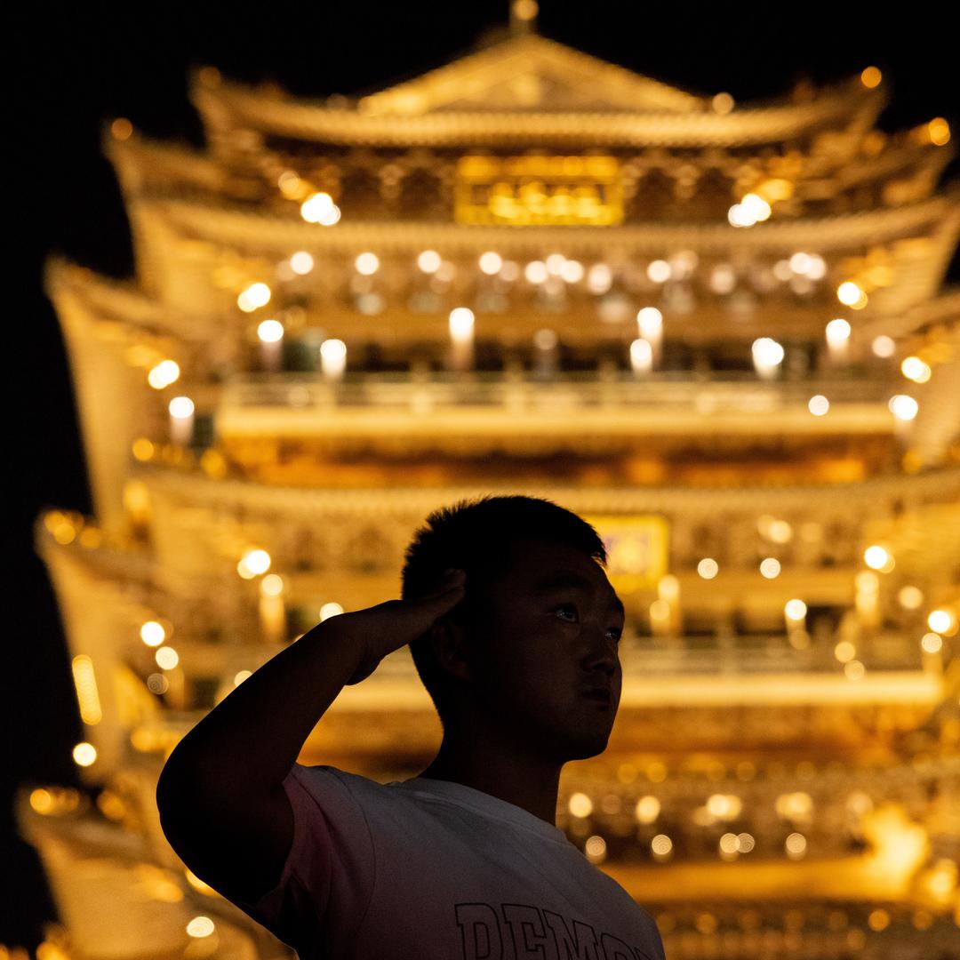 🪷㿝氼