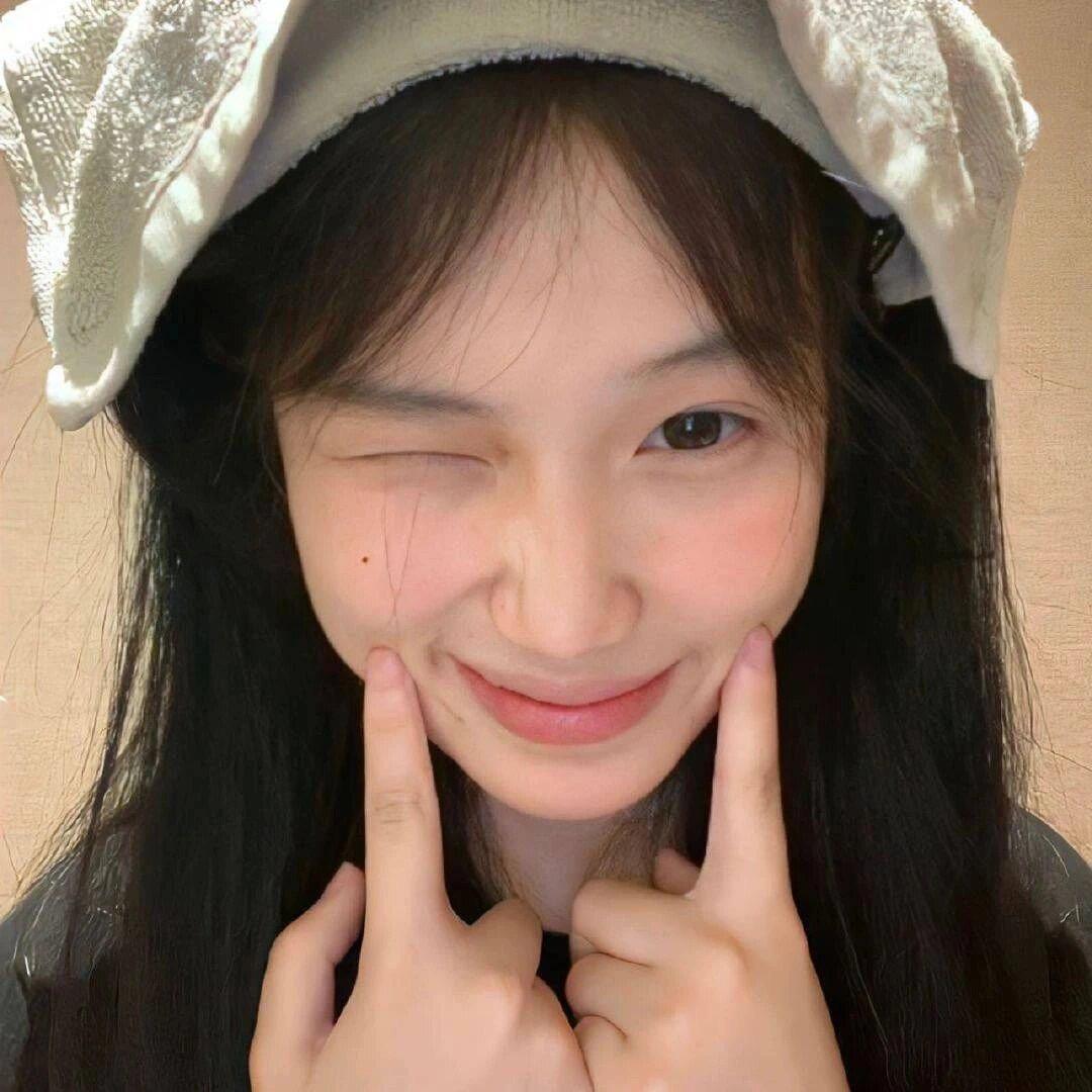 凤梨亦