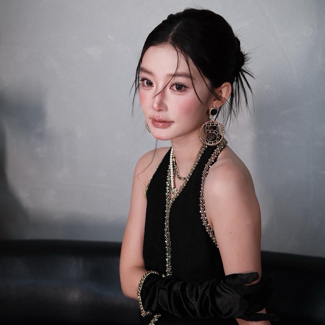 一涵高端婚纱礼服