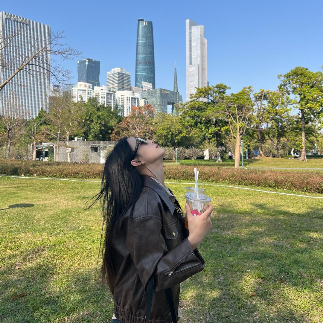 沐歌服饰穿搭