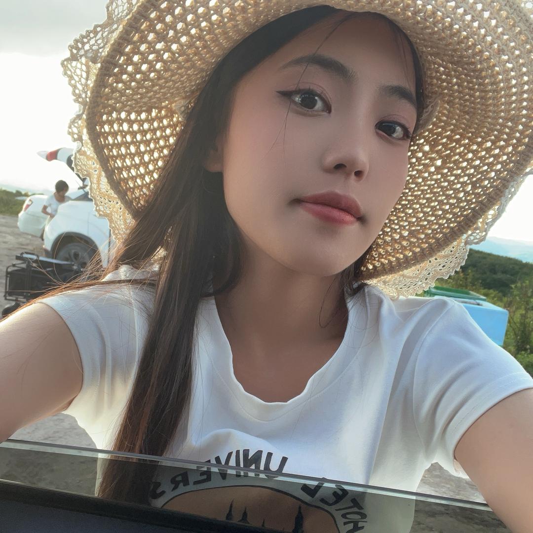 小瑛妹.