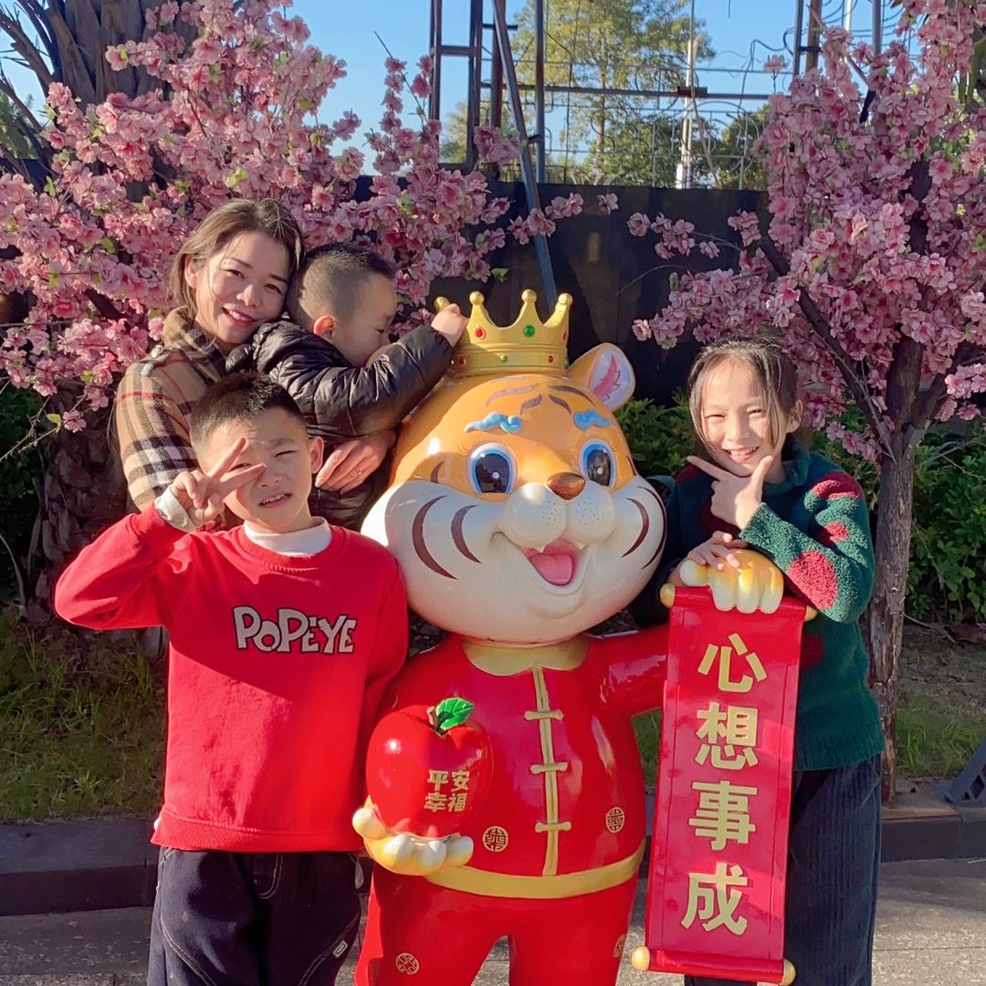惠东平山金多多珠宝
