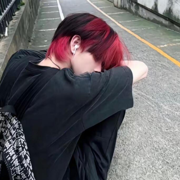 屺小亦