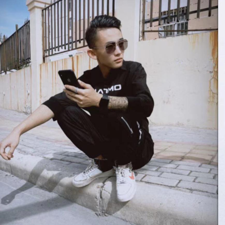 乔万三💵