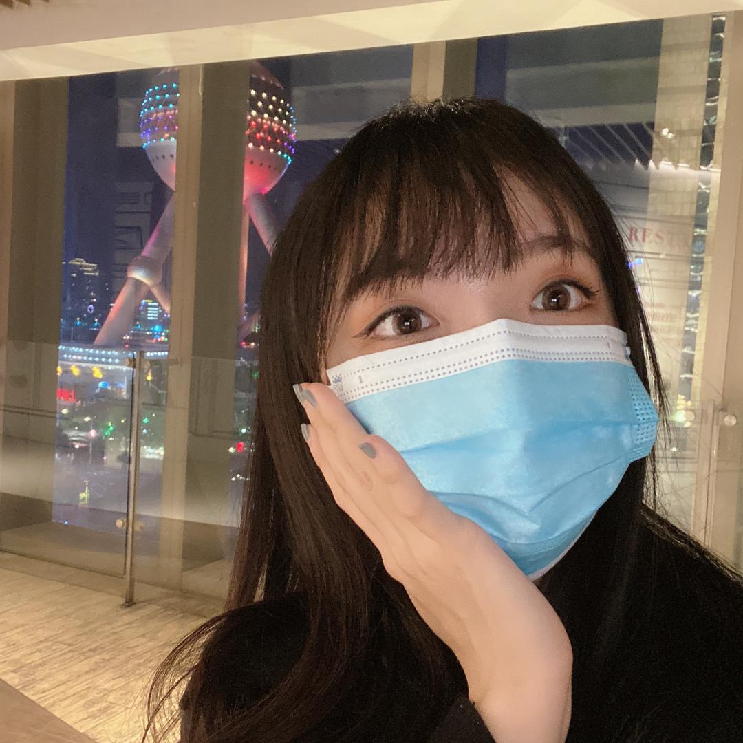 香喷喷的吃吃喝喝