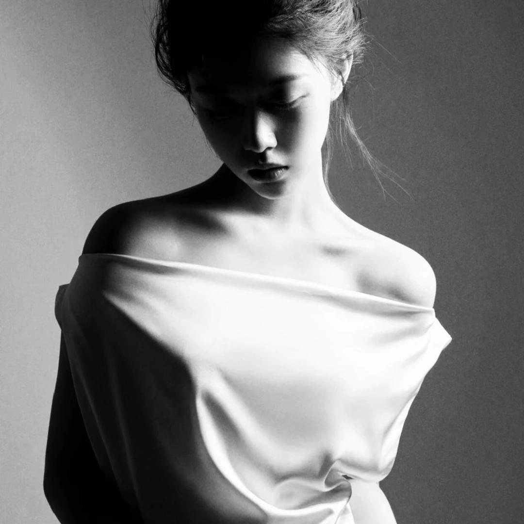 用微笑代替╮所有悲伤