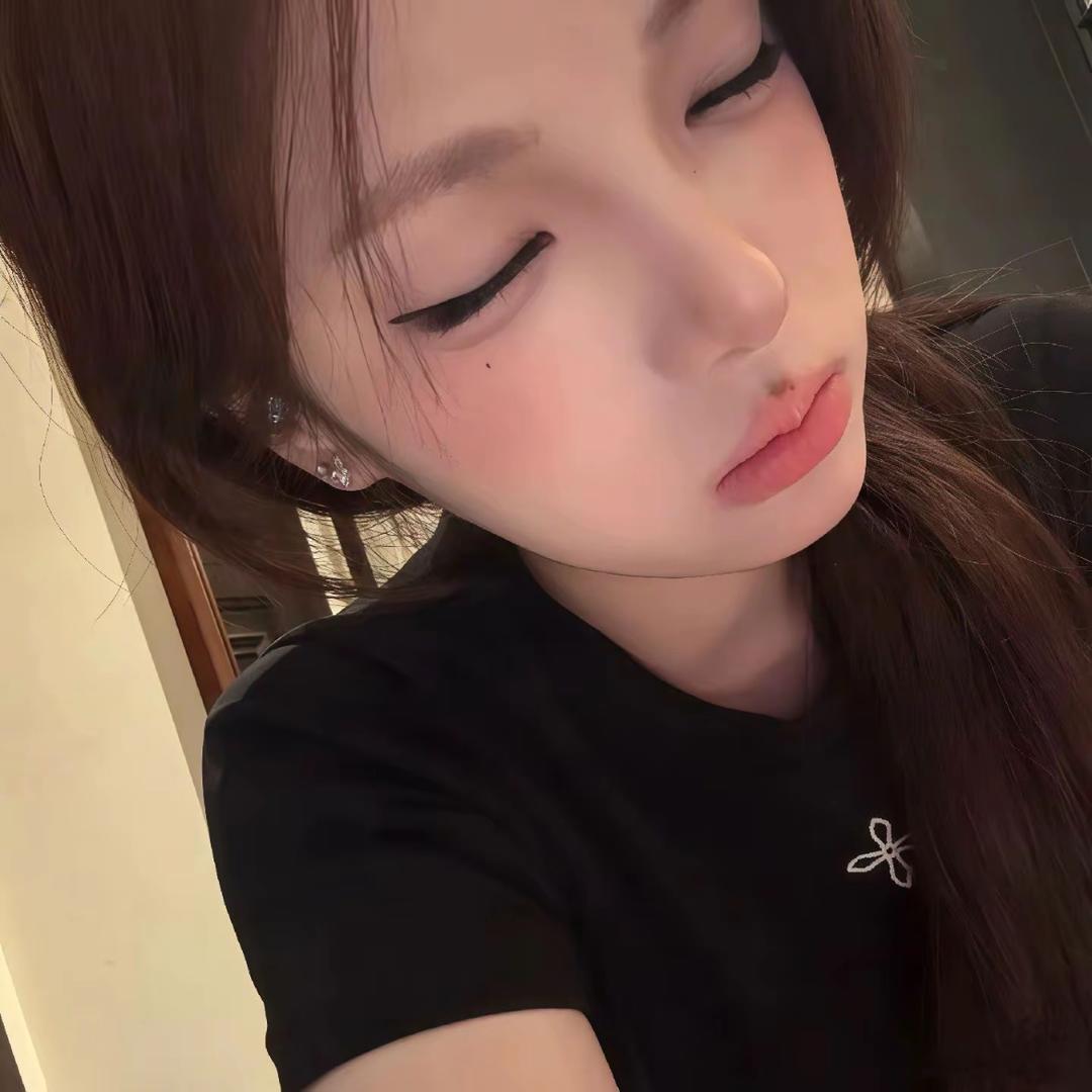 就叫小莹
