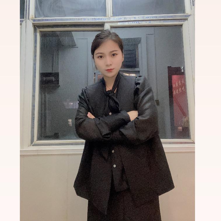 隆源超市的老板娘👀