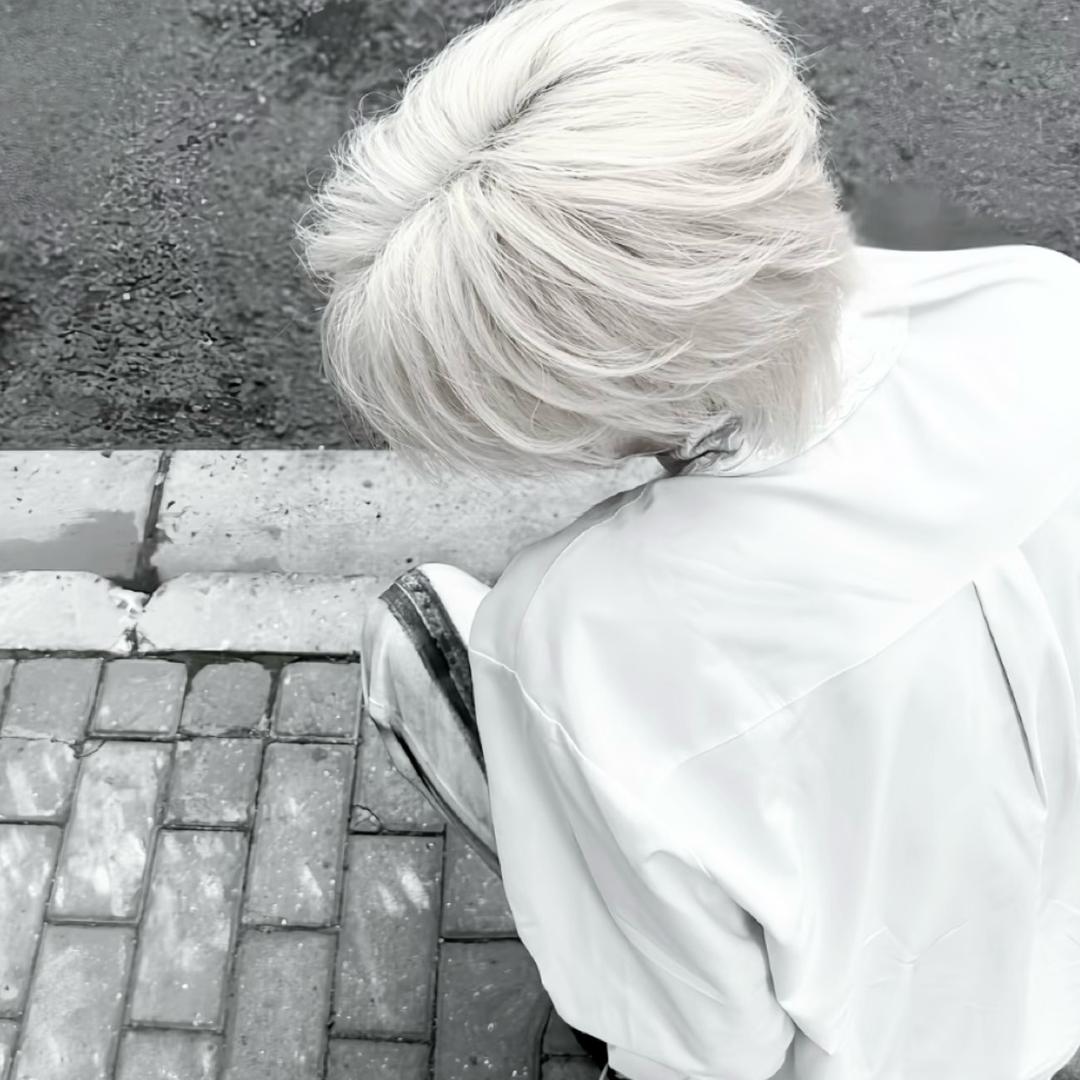孻