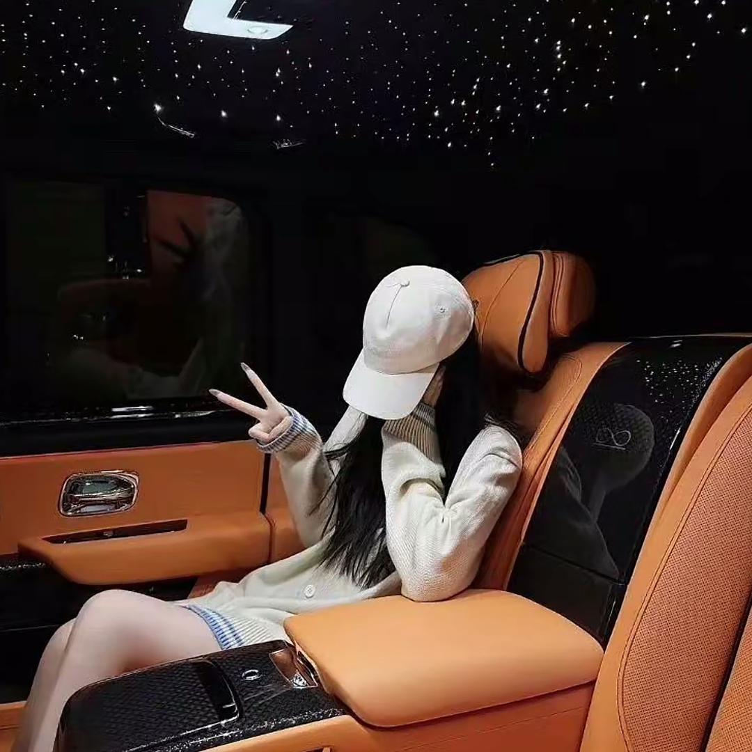 @ʚ孤单背影谁伴我
