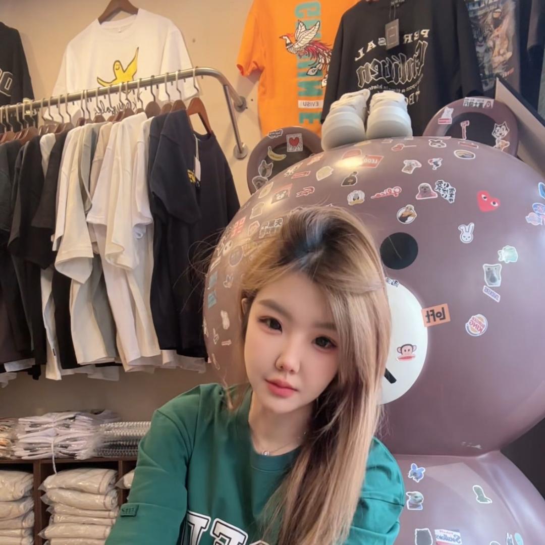 Pinenut海外潮牌买手店