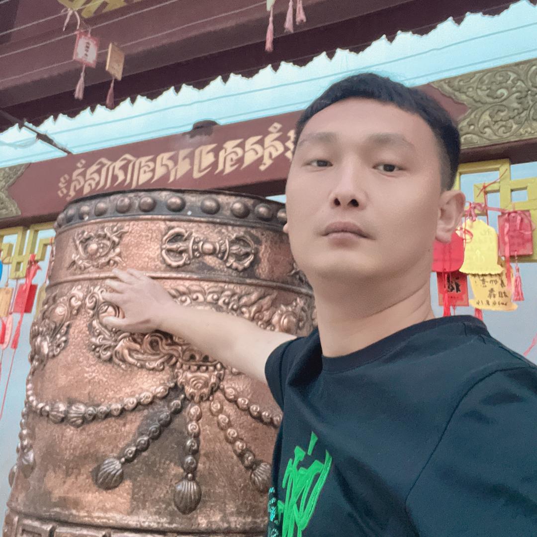 🐷高先生🐷