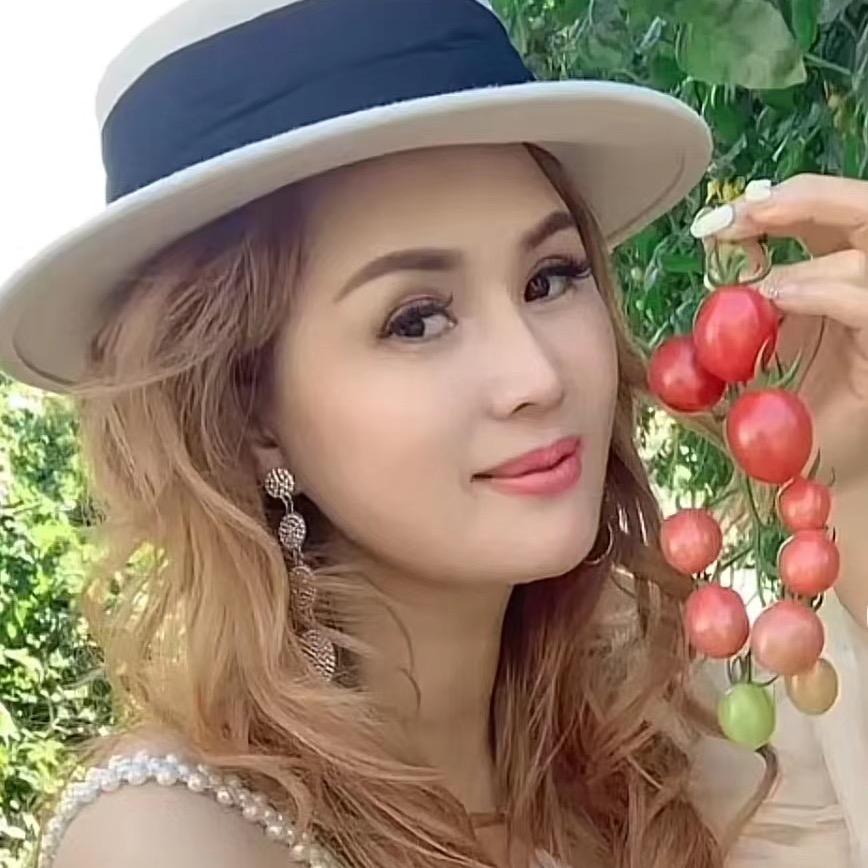 Monica孜