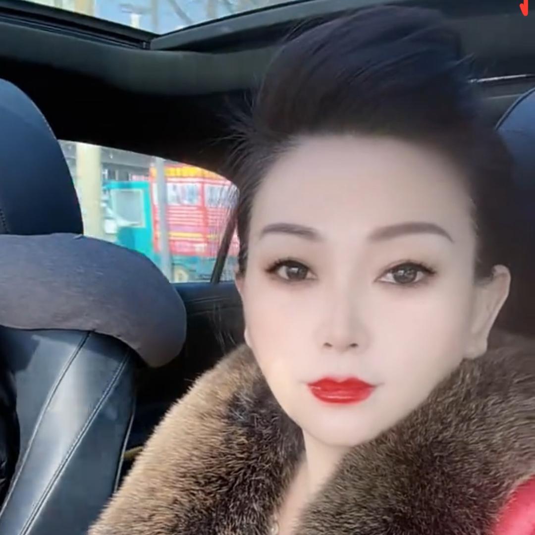 兜兜姐