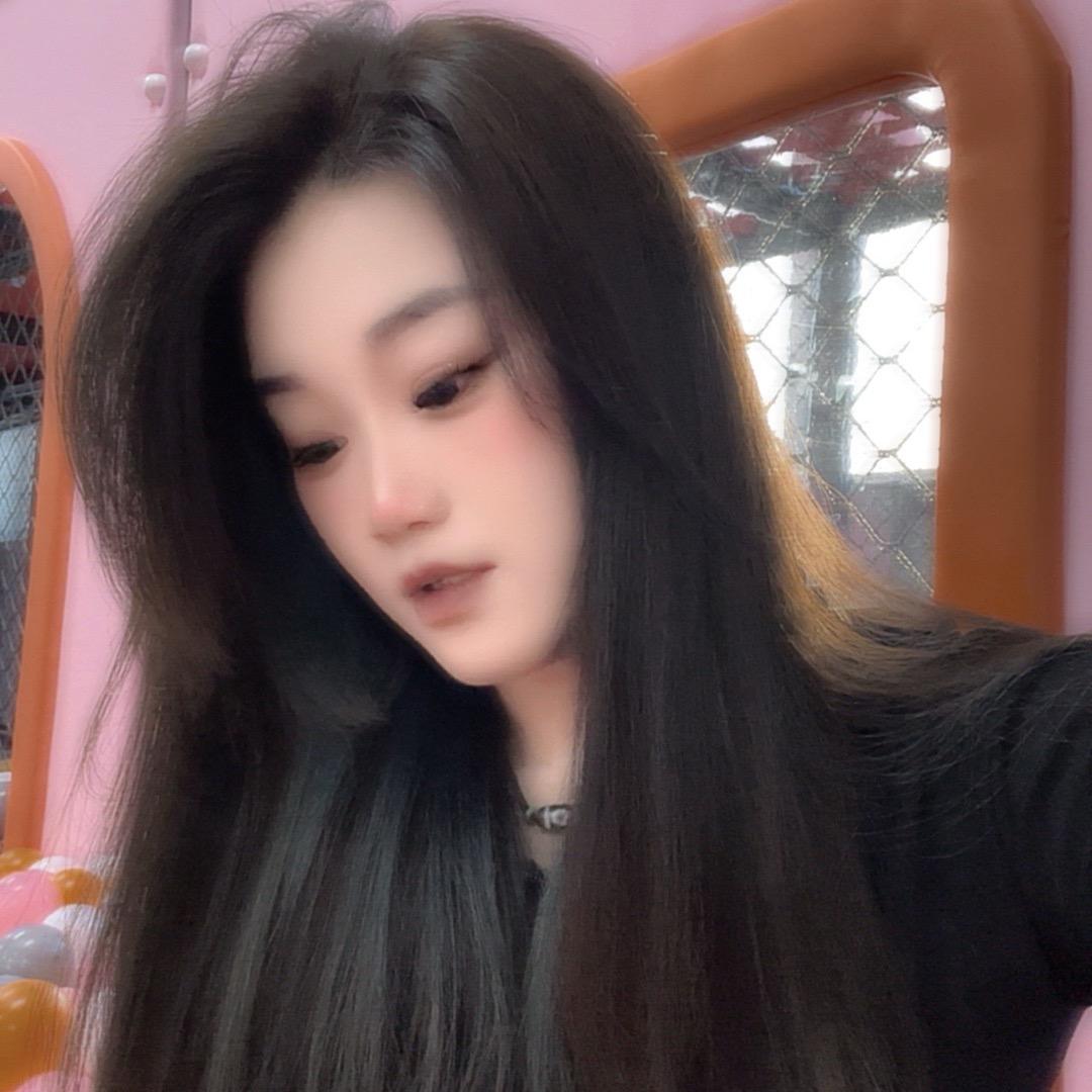 董晓姐的小玉米