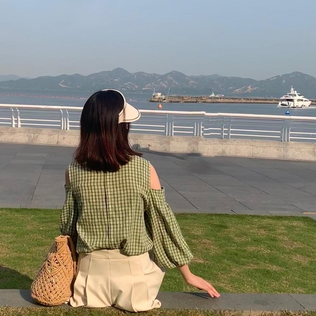 咕咚一声咽了咽口水