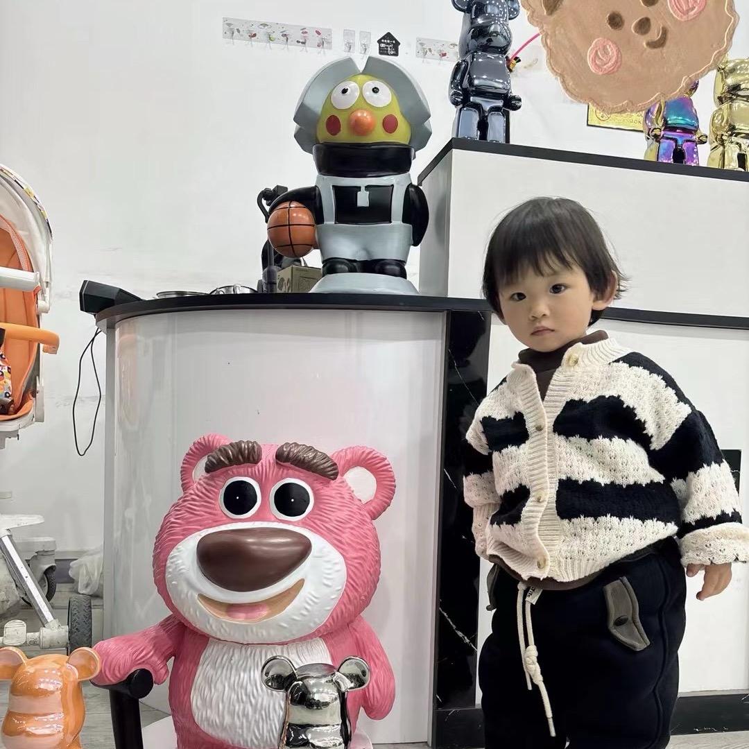 双堆指.剪美发沙龙.美甲（高价收购长发)