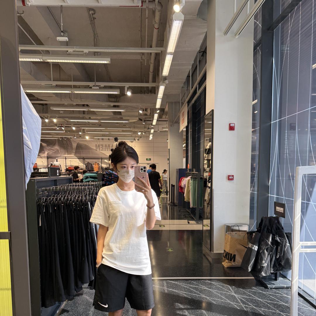 雅俗共赏运动专营店过款号