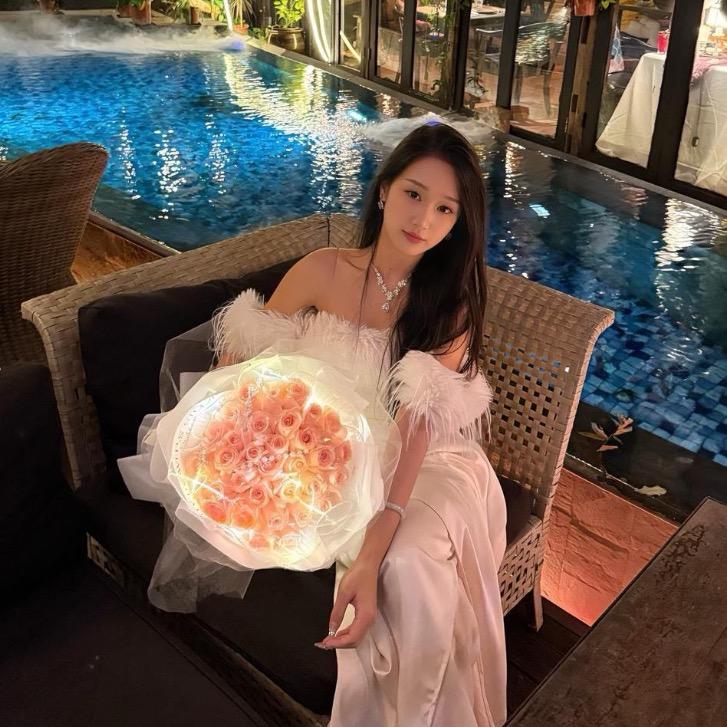 妮妮呢