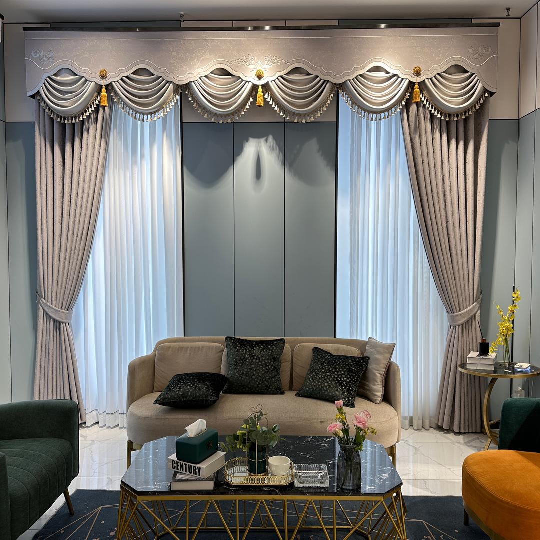 卖窗帘的小姐姐