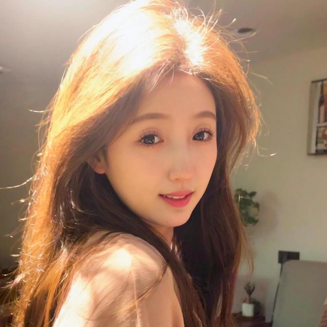 白冰ㅤㅤㅤㅤㅤㅤㅤㅤ