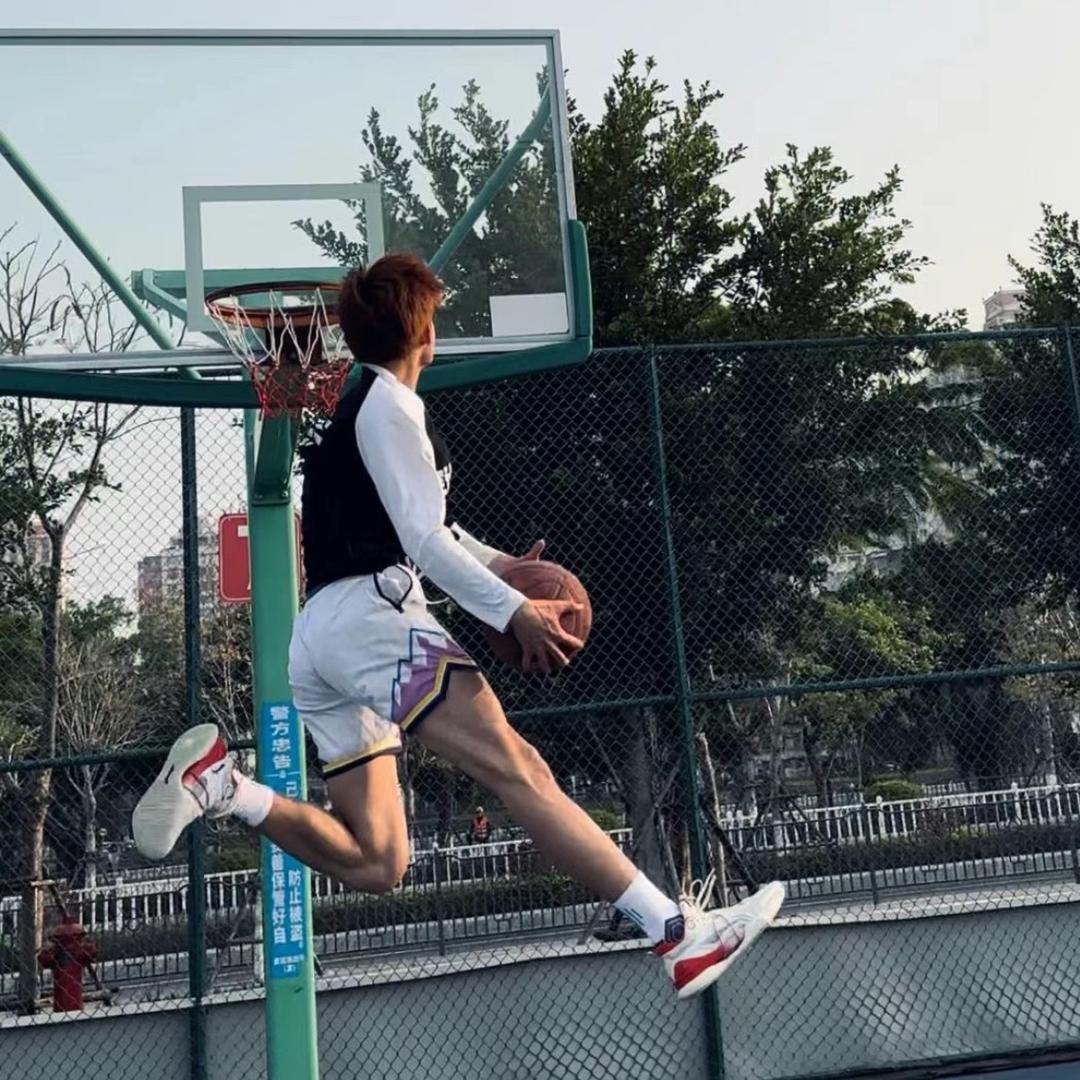 小皓_