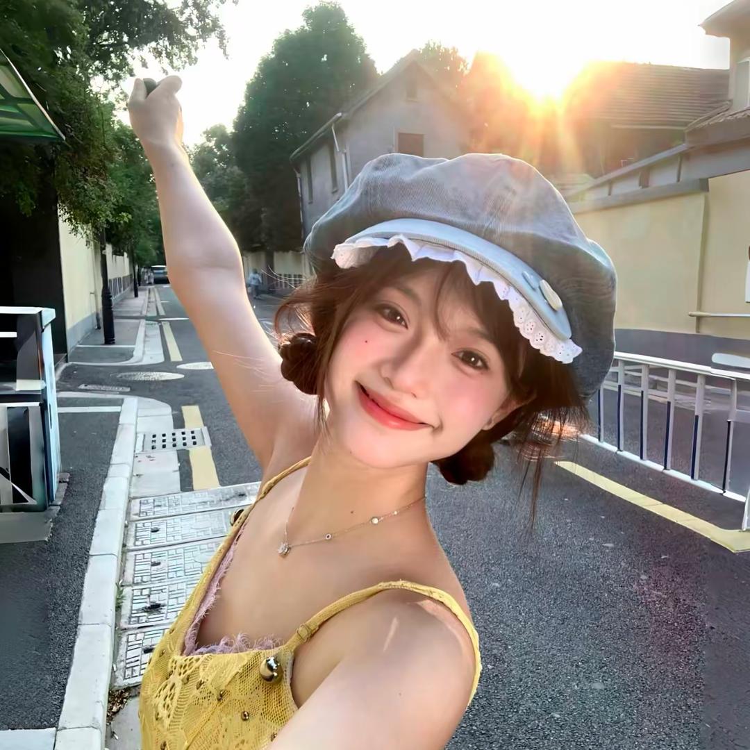 L楠楠.
