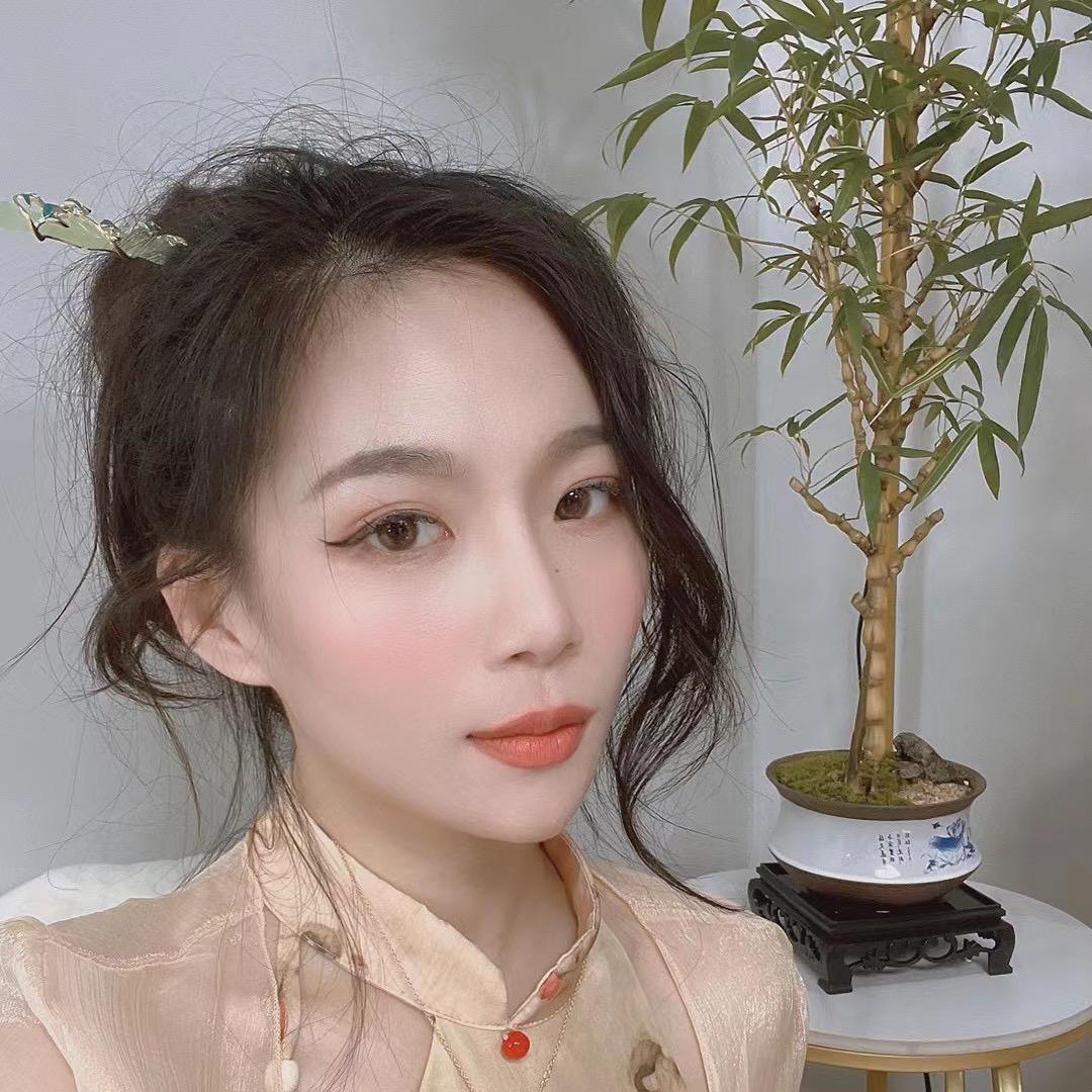 月亮与玫瑰