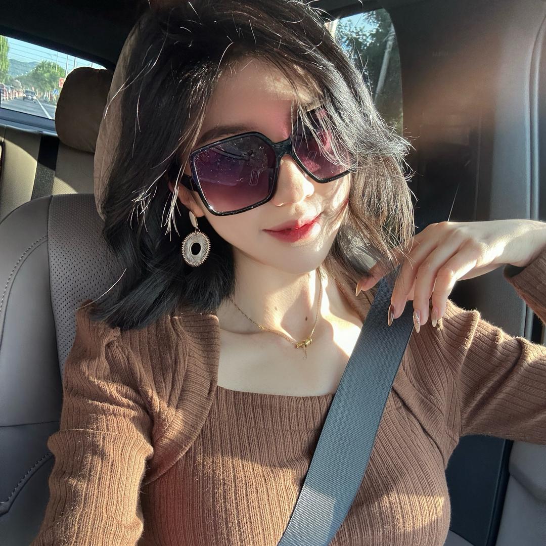 婧婧🍤