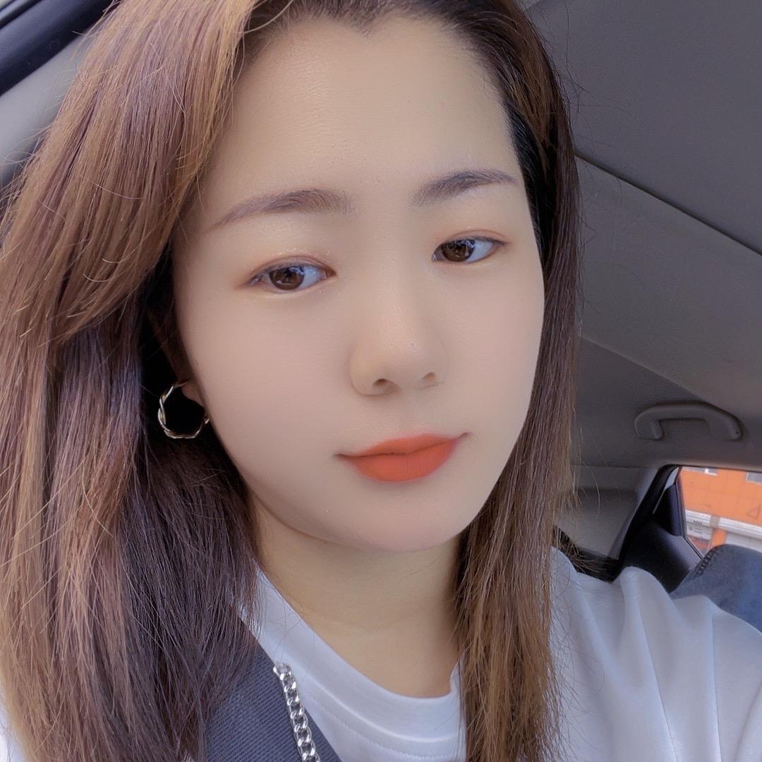 小婷婷(请勿连赞)