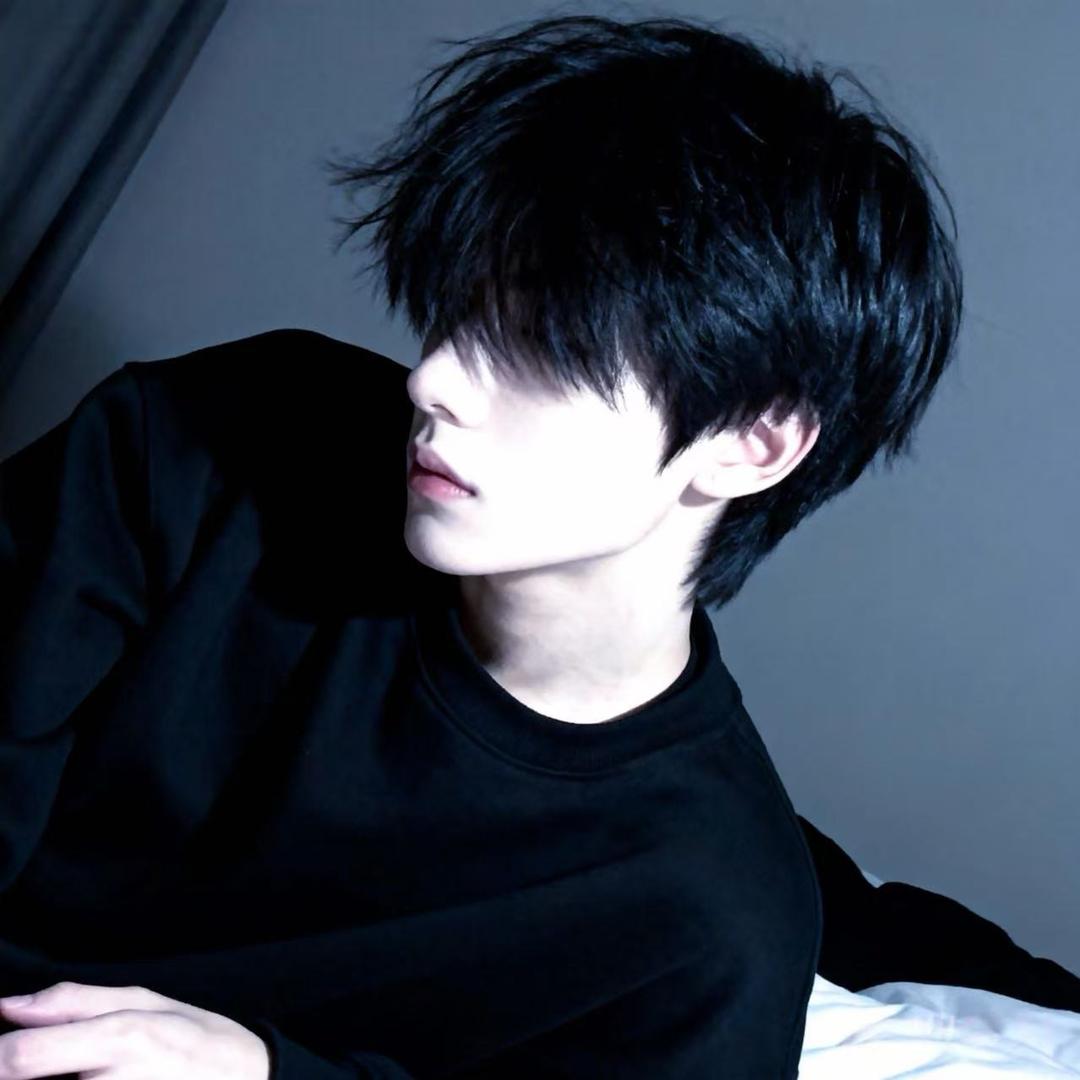 忧郁的绝世帅哥