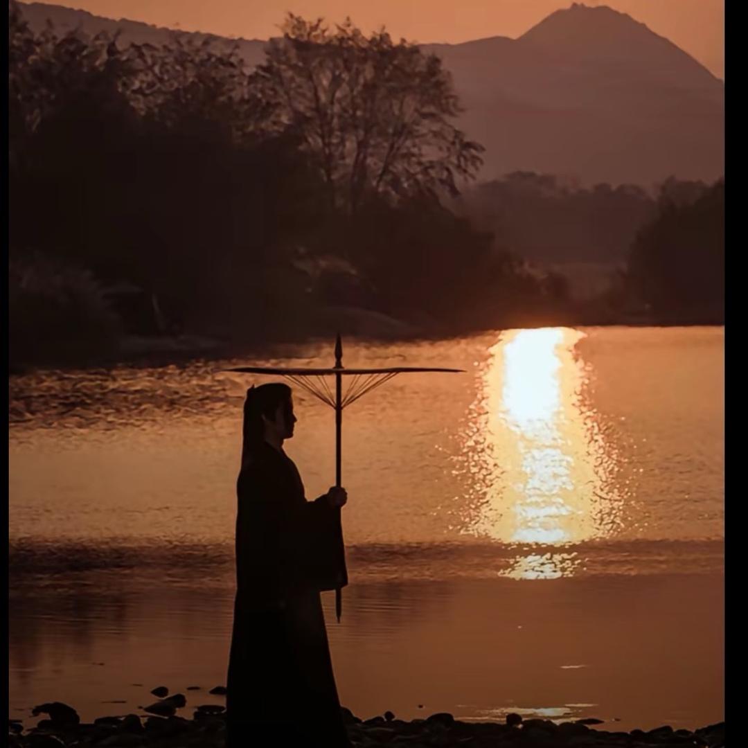 爱追剧的小梅子~