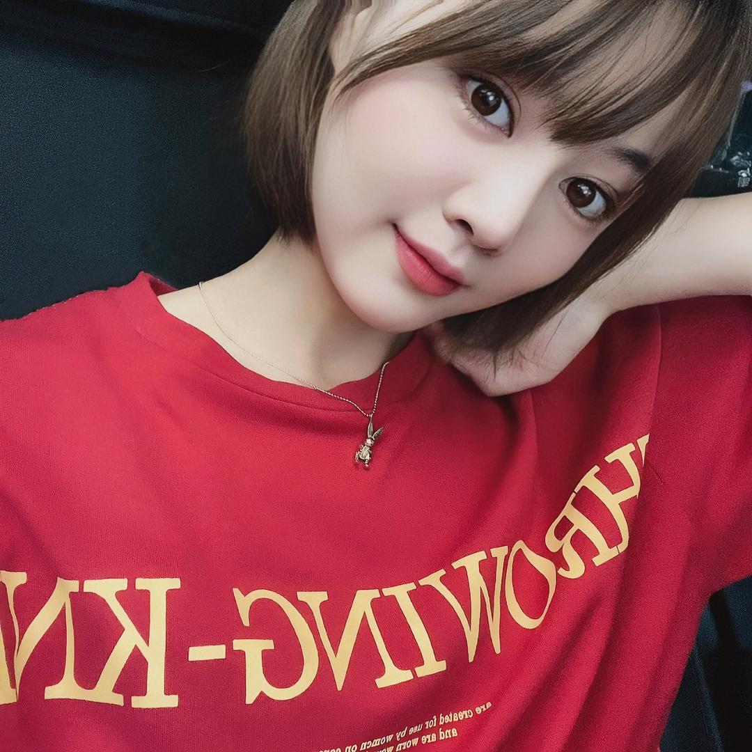 🦄  Y♥︎MI TOP女装店主薇薇