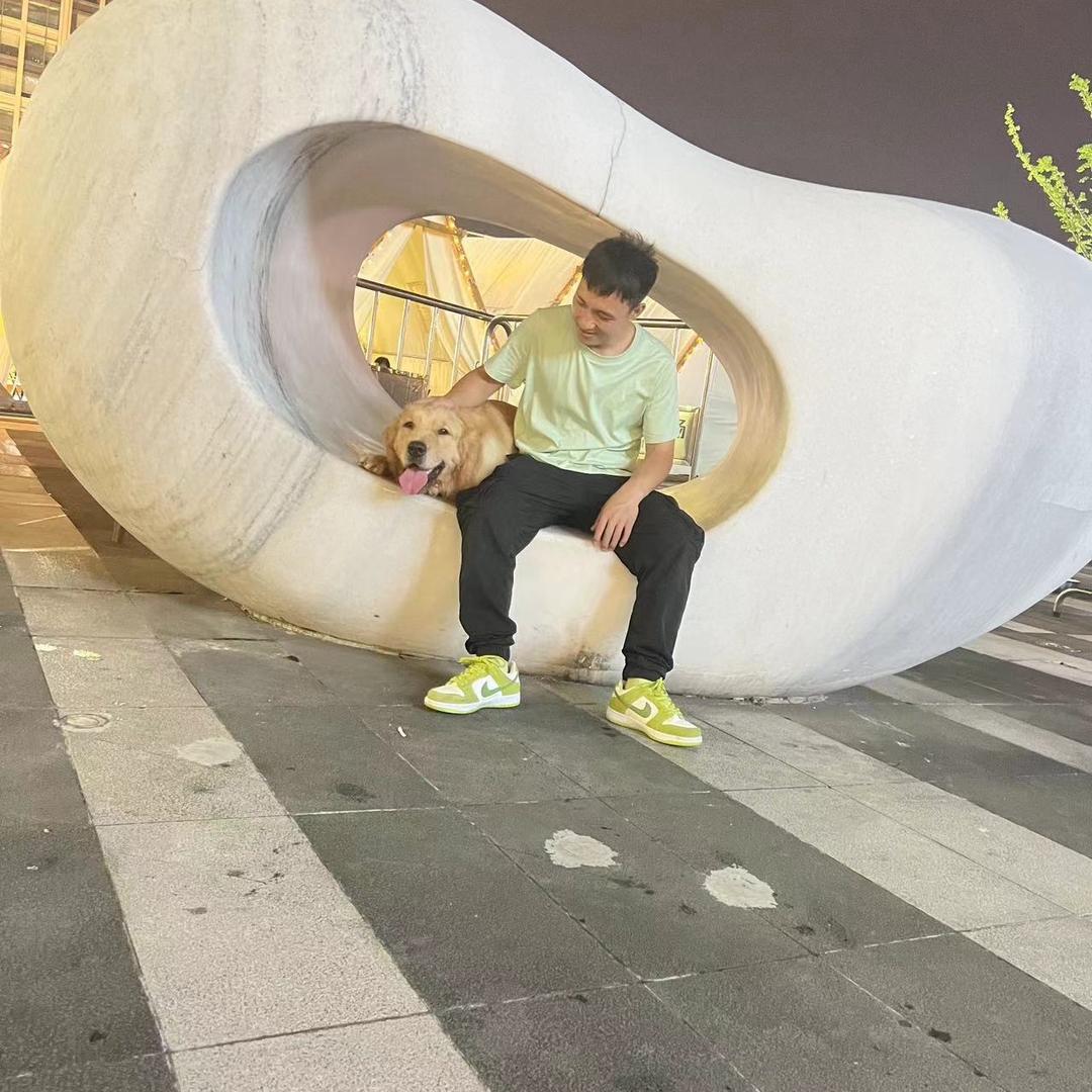 又被自己帅到爆了_