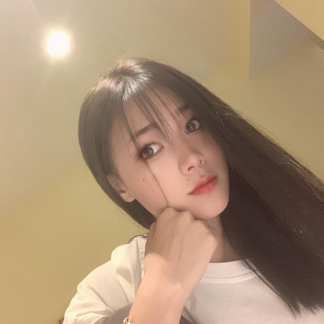 小猫睡着了