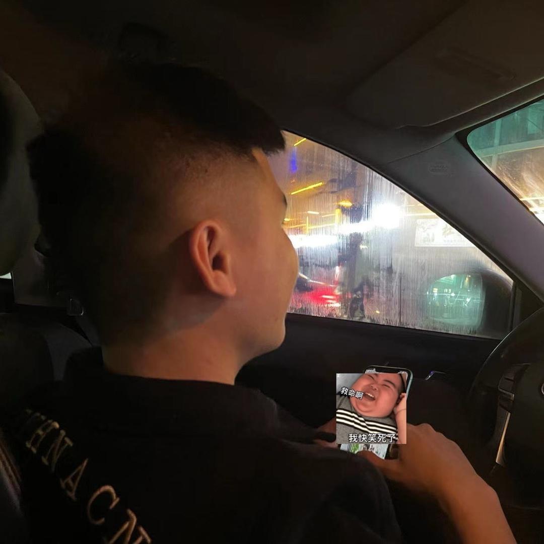 Aaaa  斌